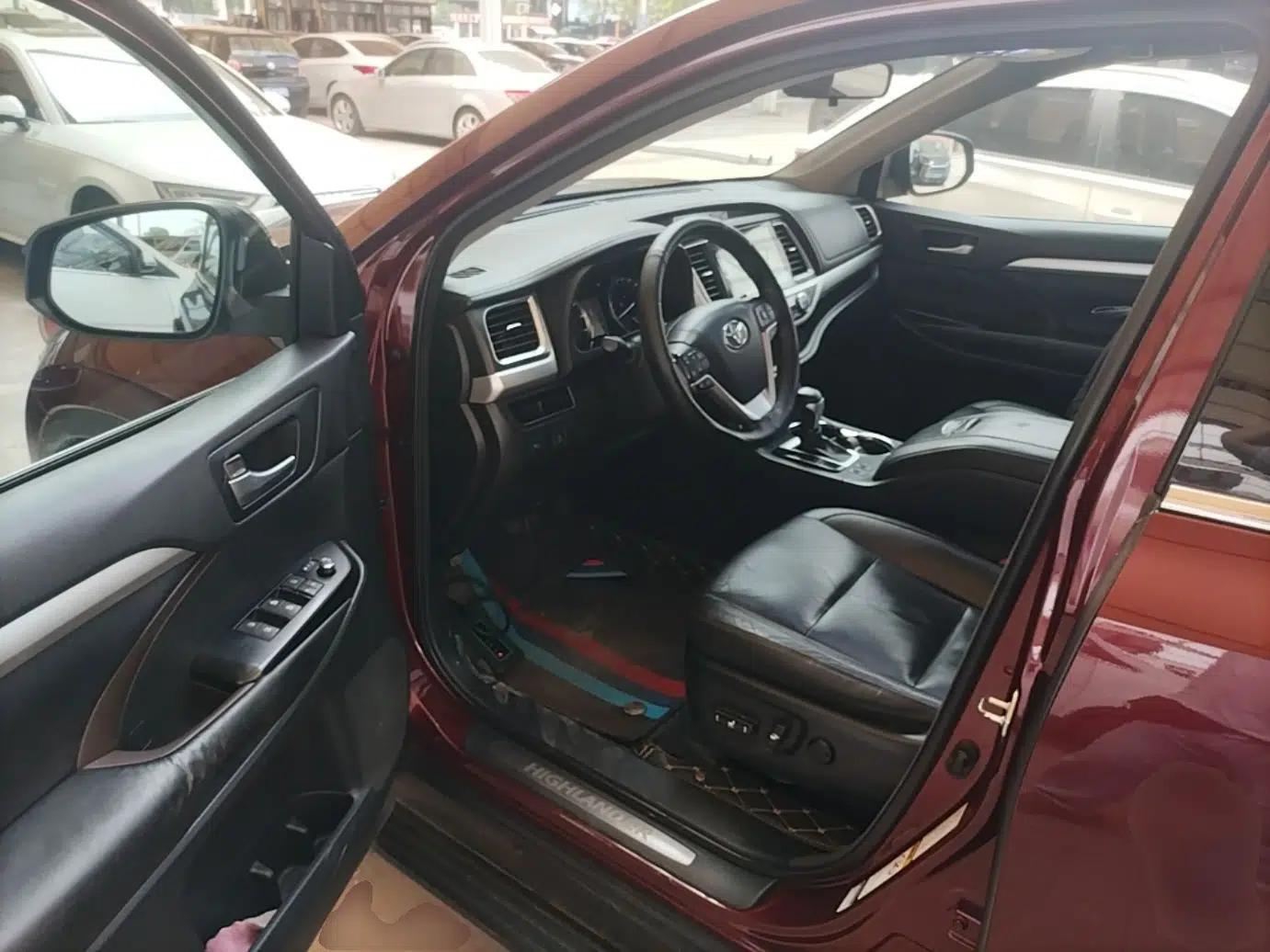 Toyota Highlander 2015 2.0T Four-Wheel Drive Luxury Edition 7-Seater — миниатюра 18
