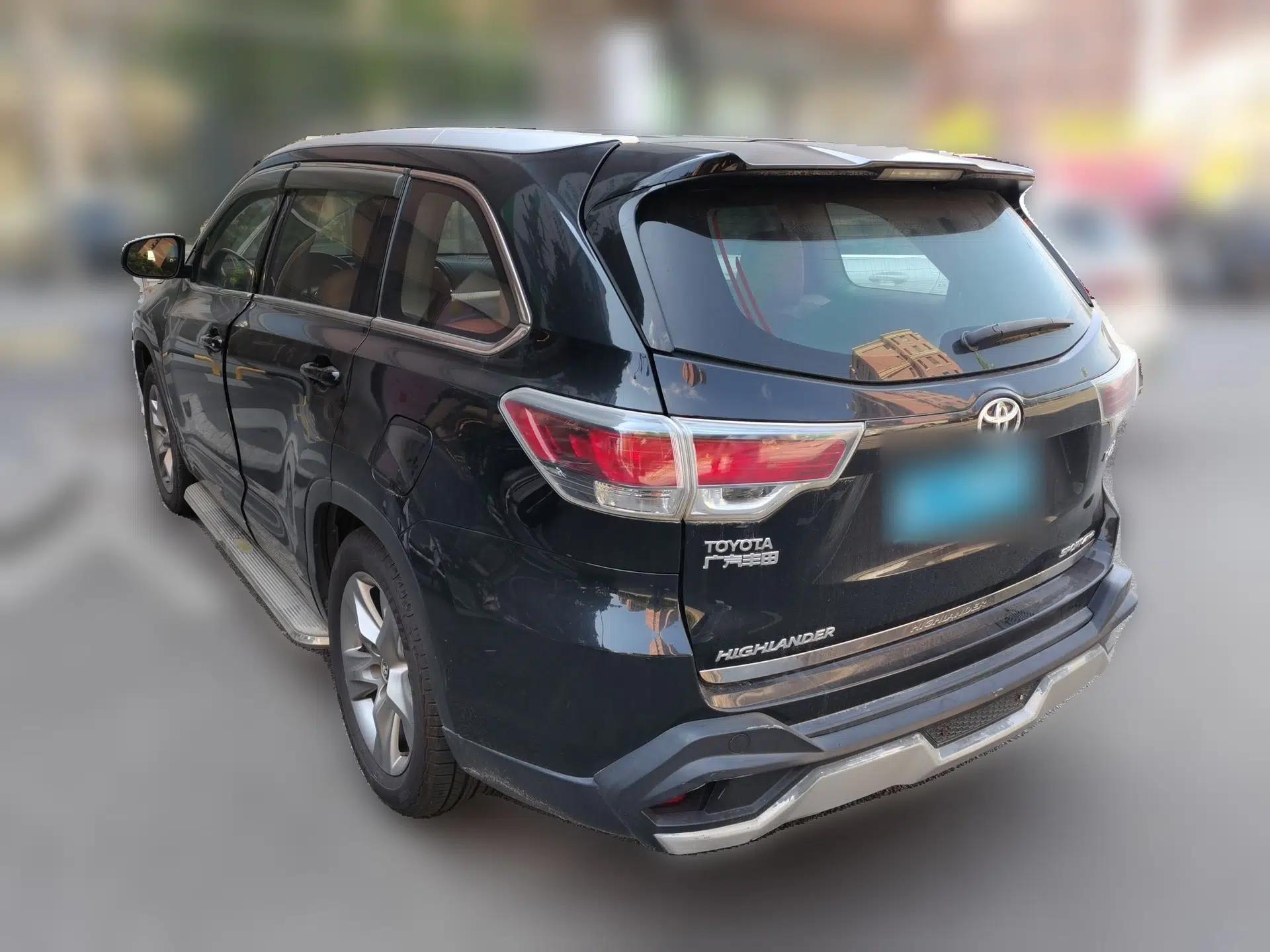 Toyota Highlander 2015 2.0T Four-Wheel Drive Luxury Edition 7-Seater — миниатюра 4
