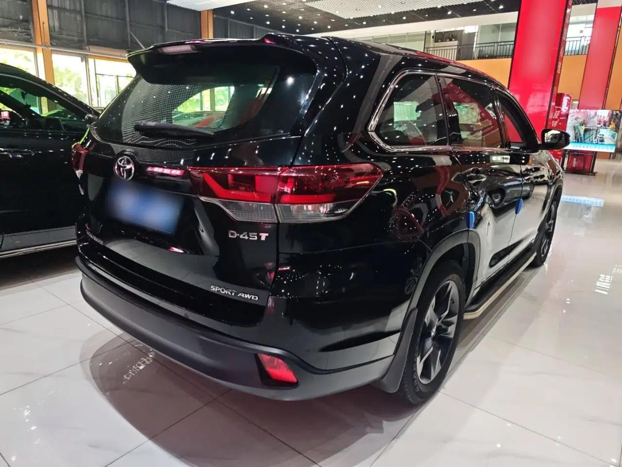 Toyota Highlander 2018 2.0T Four-Wheel Drive Knight Edition 7 Seats China VI Standard — миниатюра 5