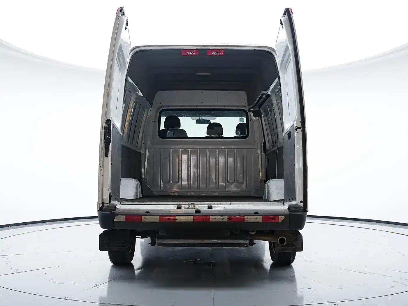 Teshun 2019 2.8T Commercial Vehicle Short Wheelbase Mid-Roof 3-Seater National VI JX493 — миниатюра 19