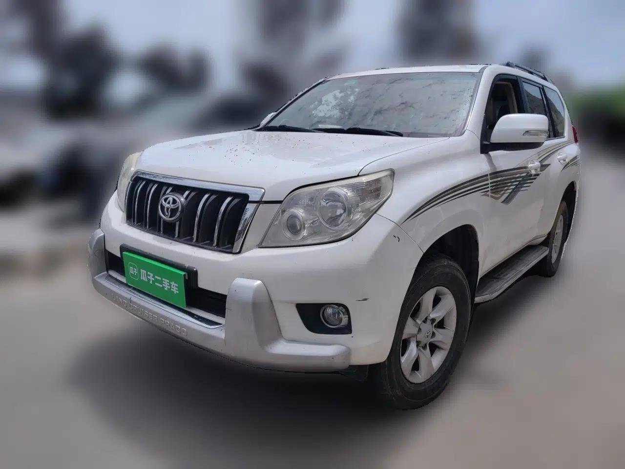 Toyota Prado 2010 4.0L Automatic TX-L — миниатюра 1