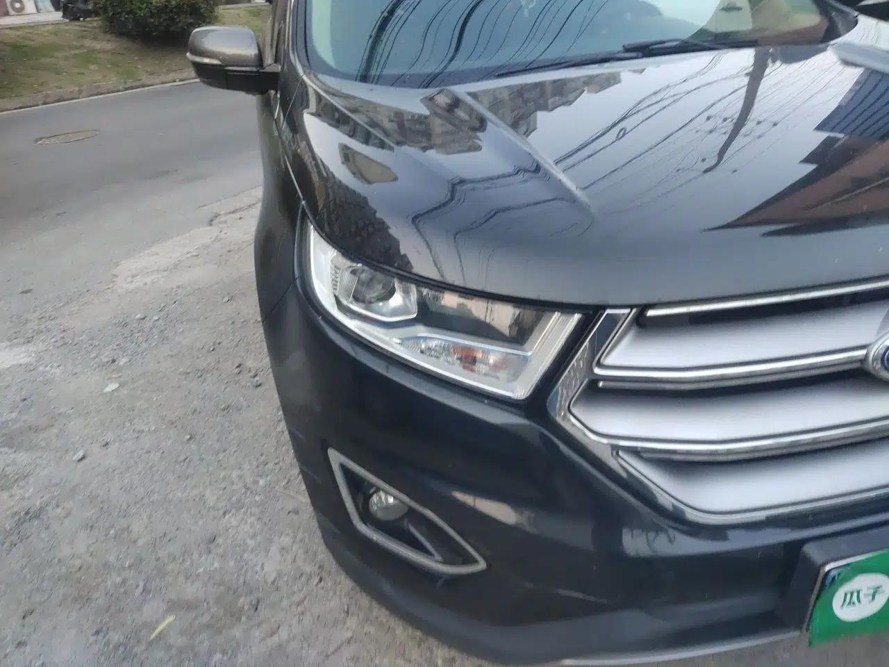 Ford Edge 2015 2.0T GTDi Two-Wheel-Drive Platinum Edition — миниатюра 7