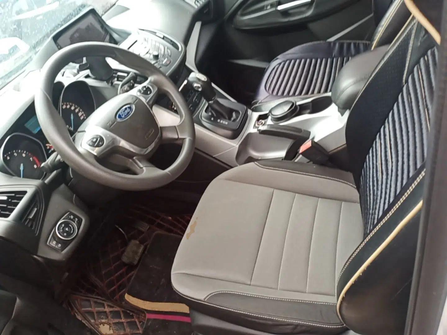 Ford Kuga 2015 1.5L GTDi Two-Wheel-Drive Comfort Model — миниатюра 17