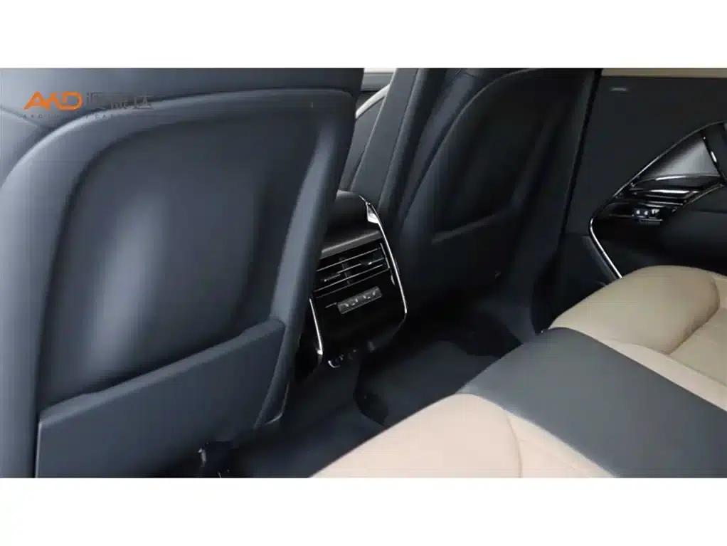 Range Rover Sport / 3.0T / 2024 Model / 400PS Dynamic SE — миниатюра 9
