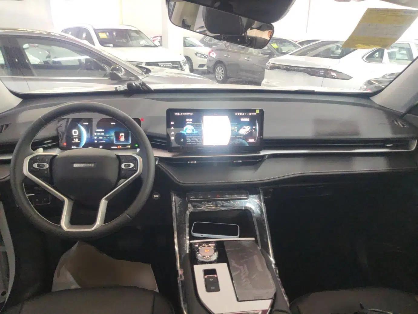 Haval H6 2024 1.5T Two-Wheel-Drive Classic Edition — миниатюра 12