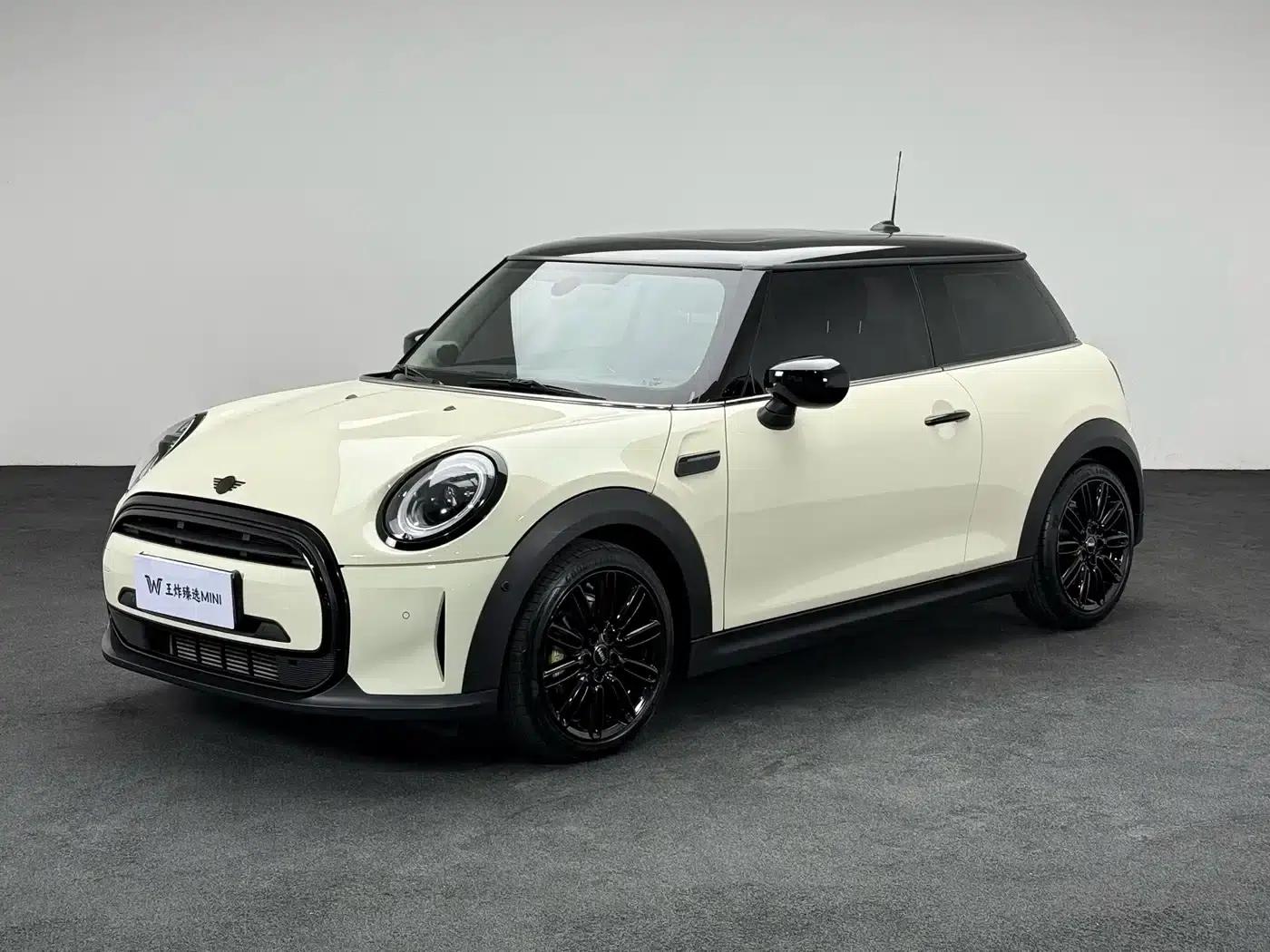 MINI 2023 1.5T COOPER Artist — миниатюра 1