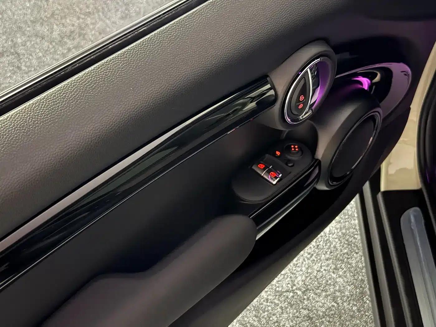 MINI 2023 1.5T COOPER Artist — миниатюра 12