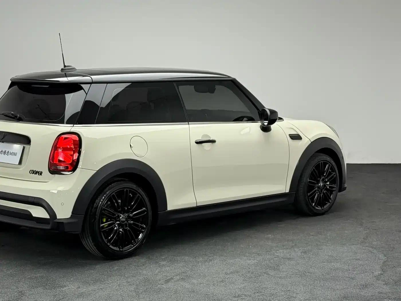 MINI 2023 1.5T COOPER Artist — миниатюра 20
