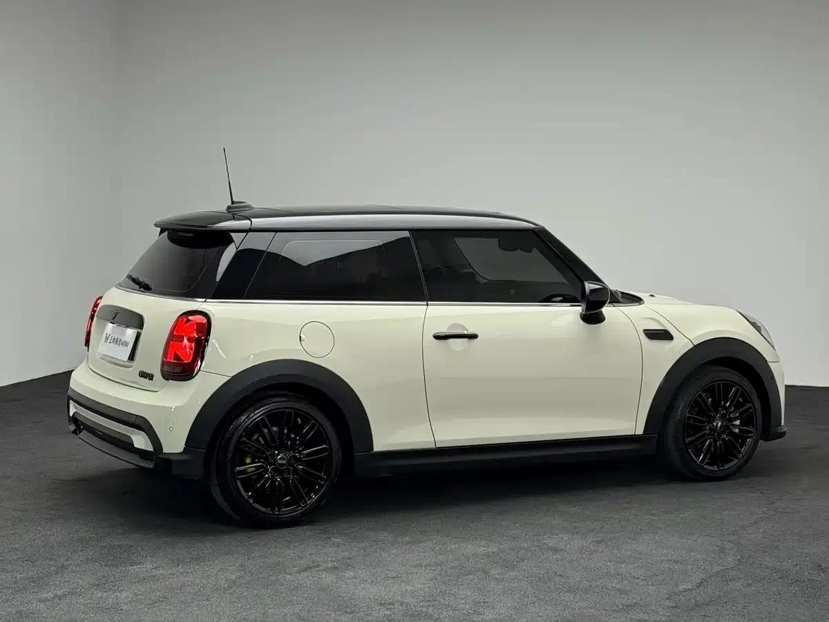 MINI 2023 1.5T COOPER Artist — миниатюра 22