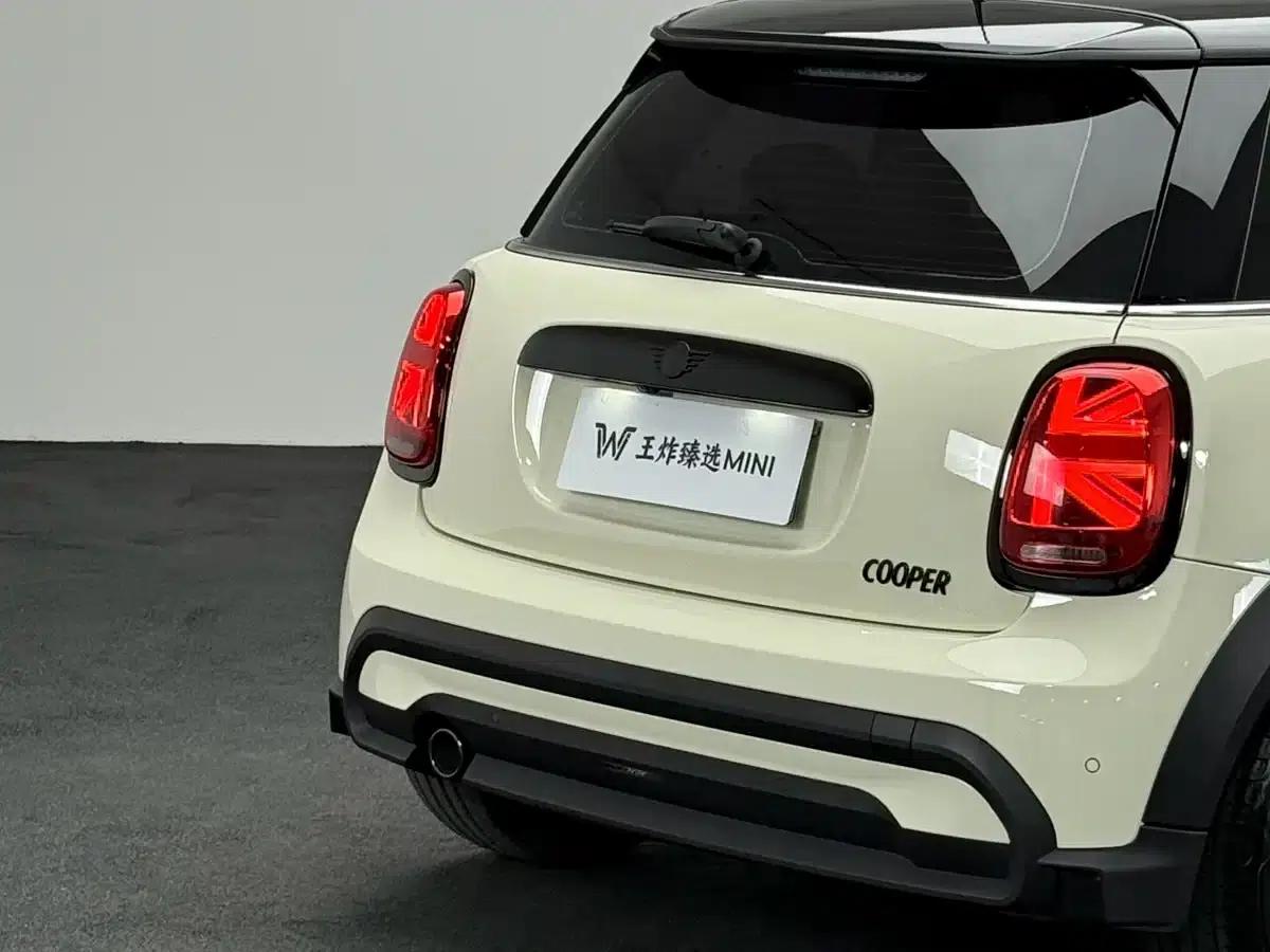 MINI 2023 1.5T COOPER Artist — миниатюра 23