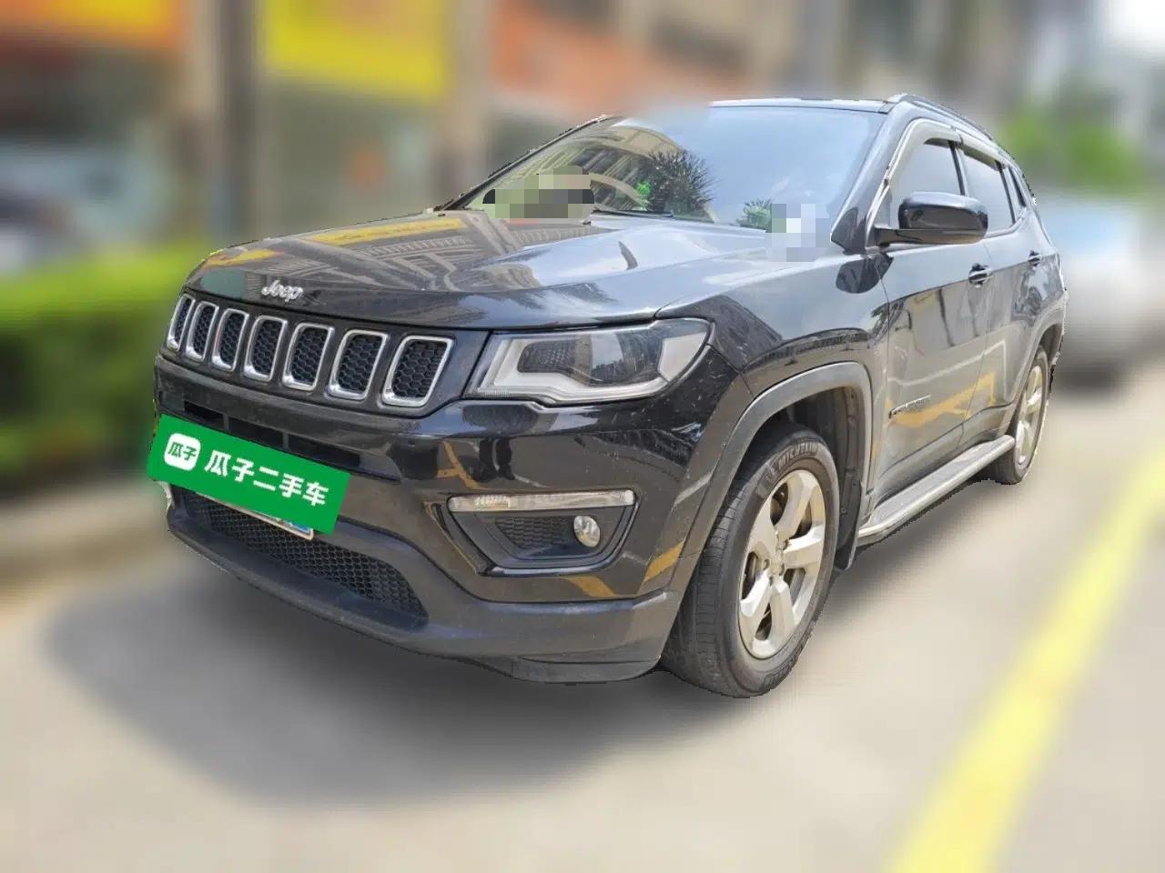 Jeep Compass 2017 200T Automatic Family Edition — миниатюра 1
