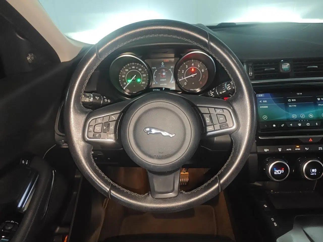 Jaguar E-PACE 2018 P250 SE China V-standard — миниатюра 10