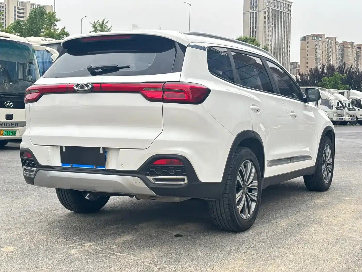 Chery Tiggo 8 2018 1.5TCI Automatic Luxury 5-seater — миниатюра 4