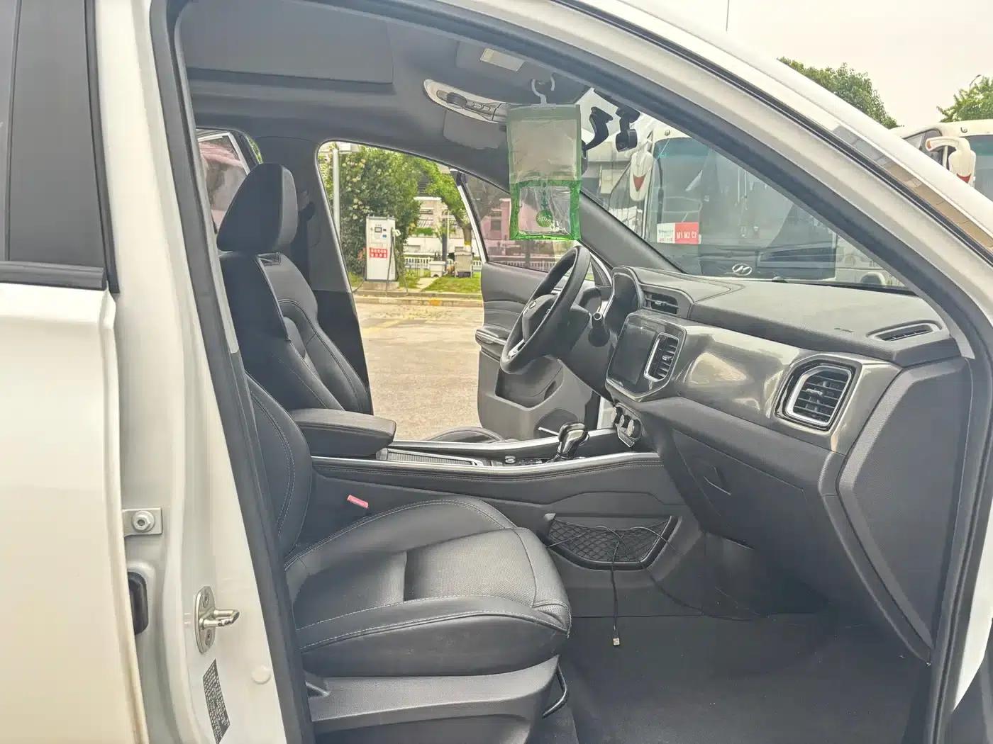 Chery Tiggo 8 2018 1.5TCI Automatic Luxury 5-seater — миниатюра 7
