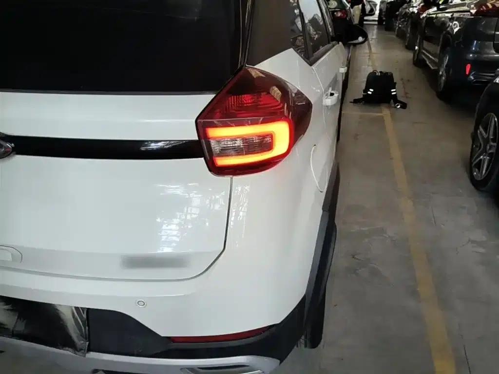 Chery Tiggo 3x 2021 Diamond Edition 1.5L CVT 3 Carat — миниатюра 8