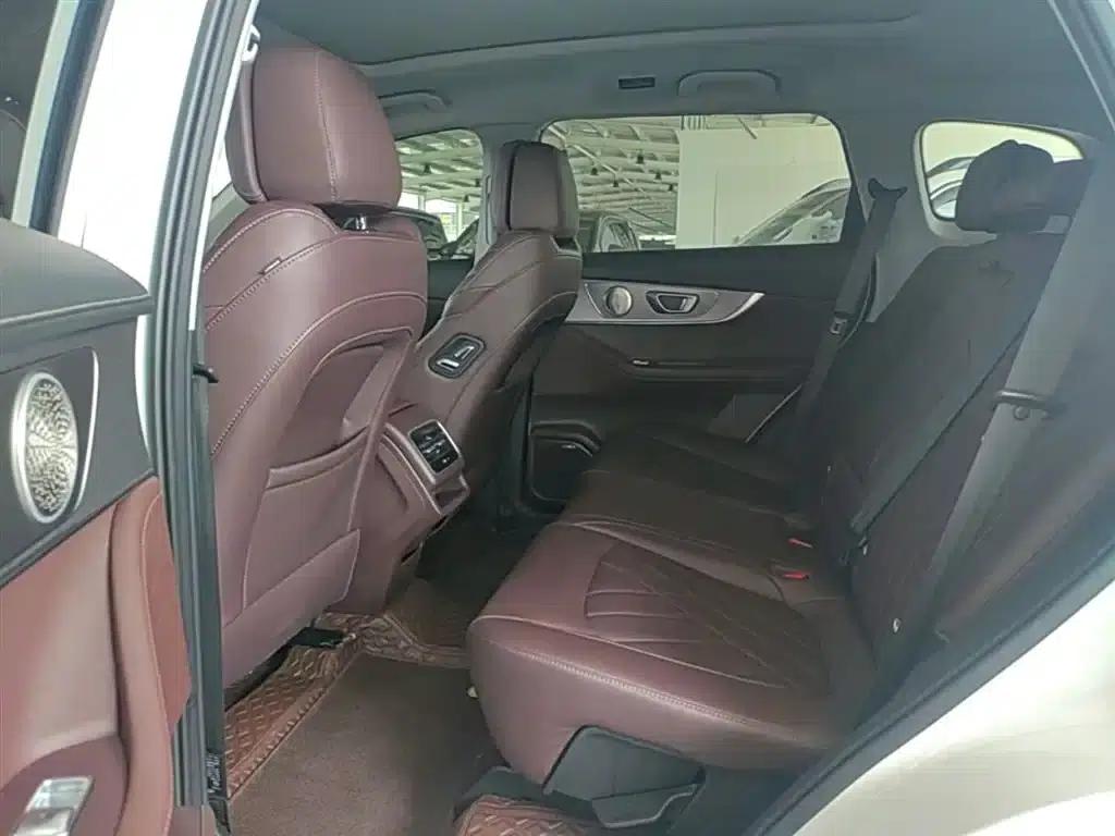 Chery Tiggo 8 PRO 2024 Champion Edition 290T 2WD Peak Edition 5-seater — миниатюра 16