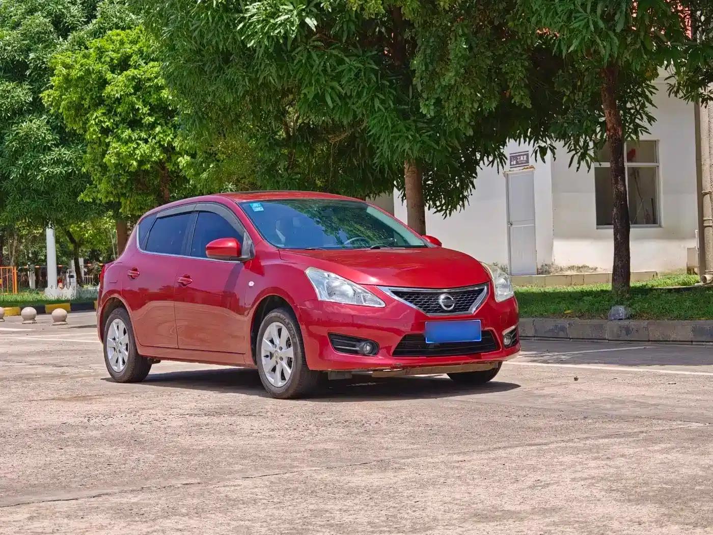 Tiida 2011 1.6L CVT Smart — миниатюра 3