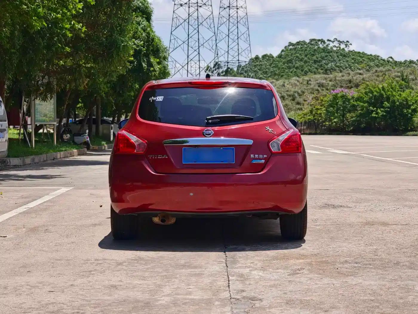 Tiida 2011 1.6L CVT Smart — миниатюра 9