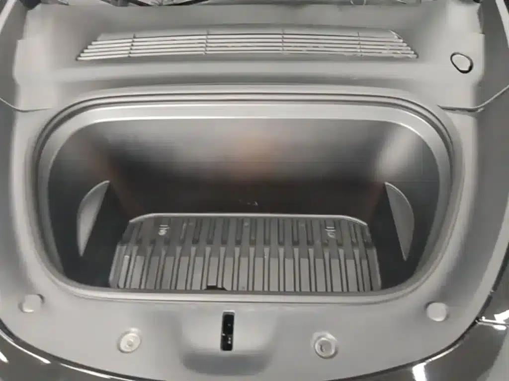 Model Y 2023 Rear-Wheel Drive — миниатюра 20