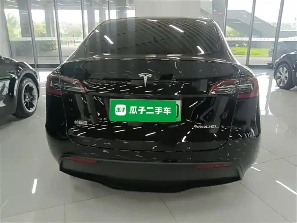 Model Y 2023 Rear-Wheel Drive — миниатюра 6