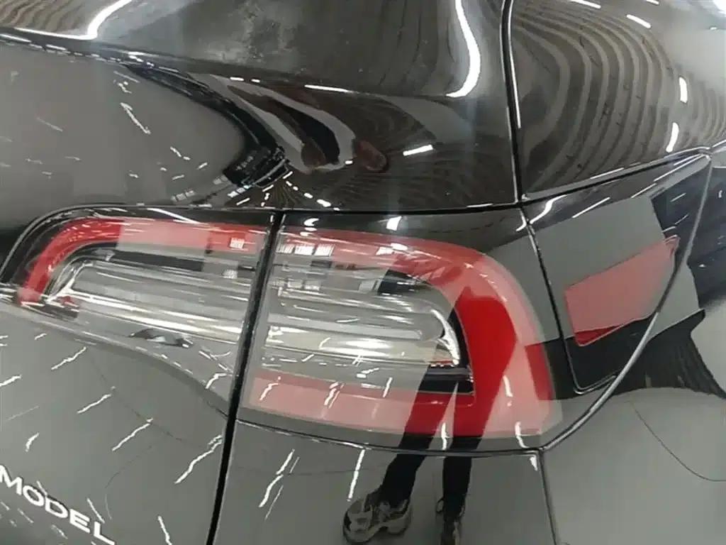Model Y 2023 Rear-Wheel Drive — миниатюра 8
