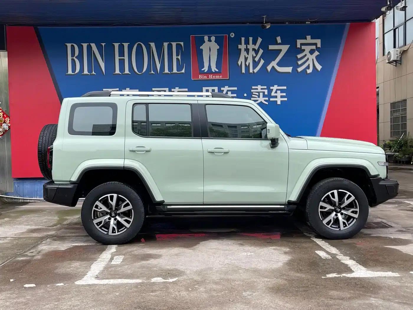 The 2021 Tank 300 City Edition 2.0T is very stylish. — миниатюра 14