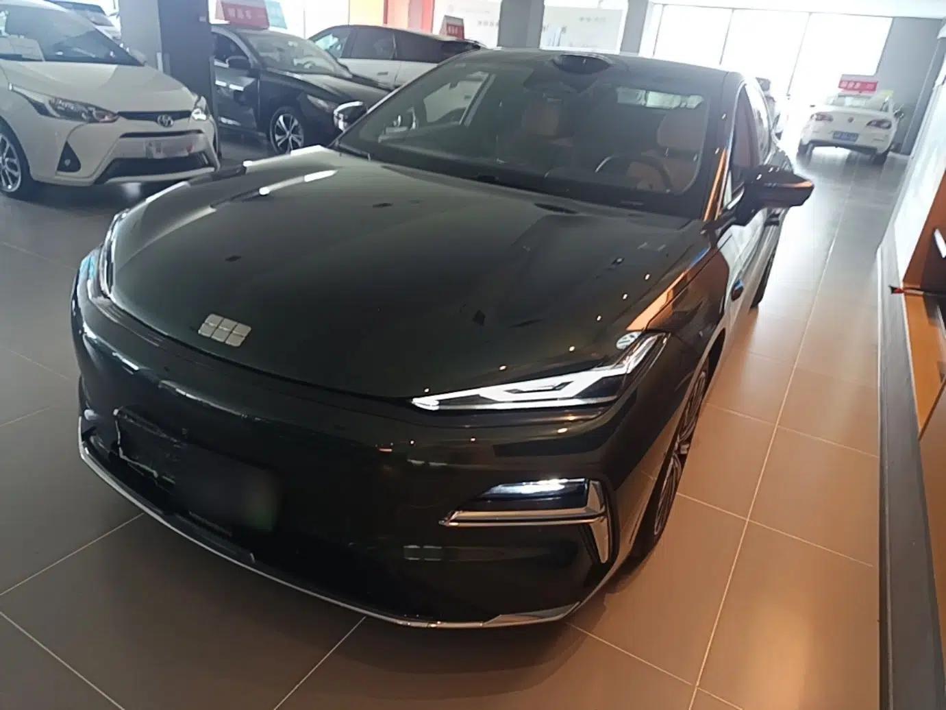 Geely Galaxy 8 2025 130km EM-P Starship Edition — миниатюра 1