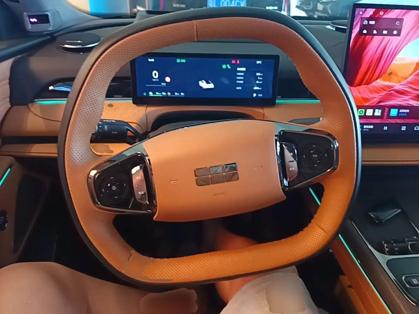 Geely Galaxy 8 2025 130km EM-P Starship Edition — миниатюра 13