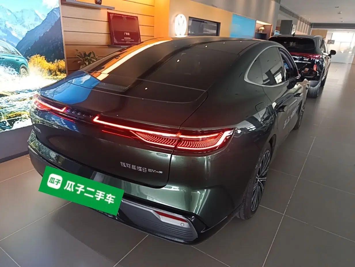 Geely Galaxy 8 2025 130km EM-P Starship Edition — миниатюра 6