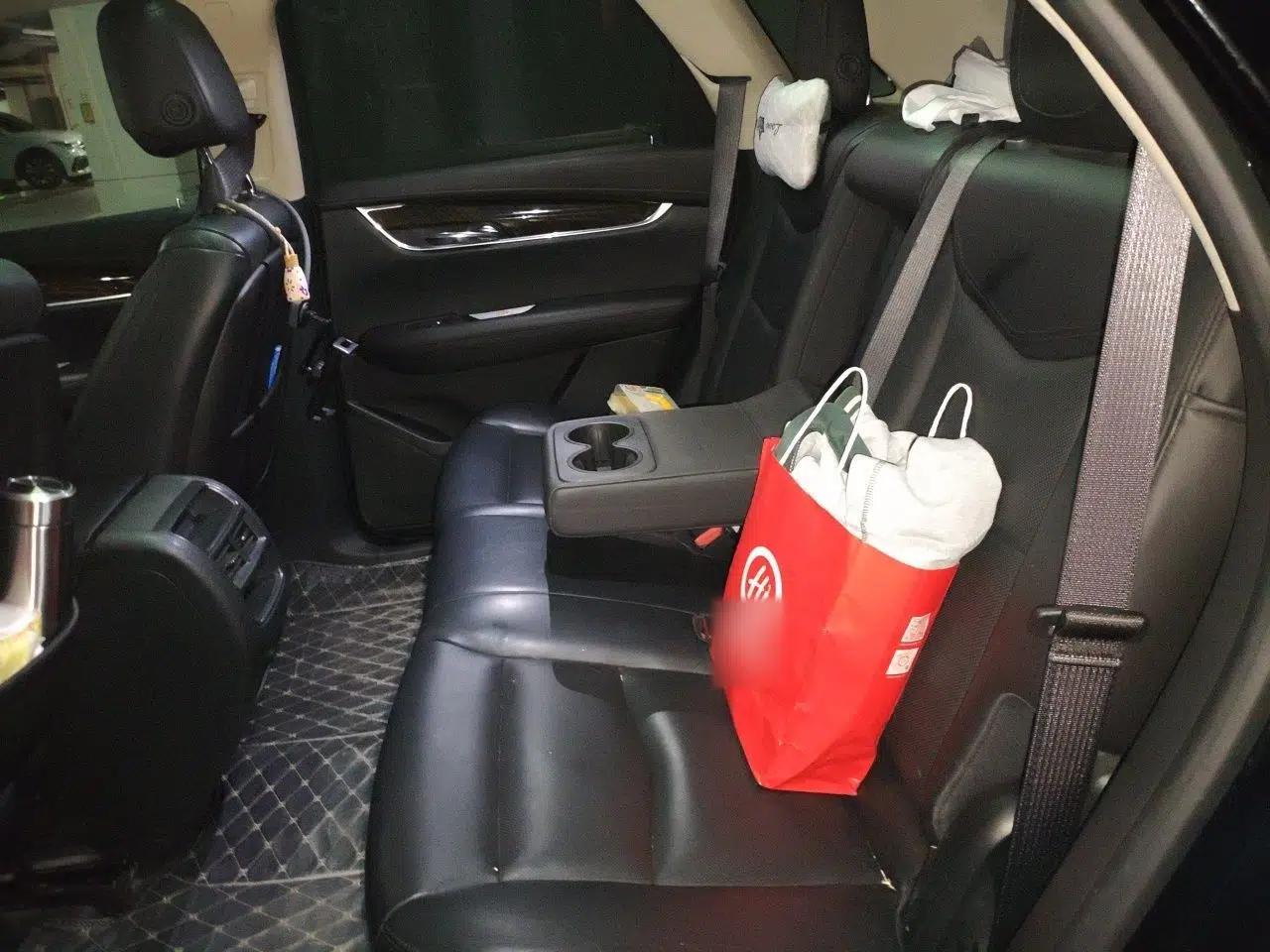 Cadillac XT5 2018 25T Luxury Model — миниатюра 17