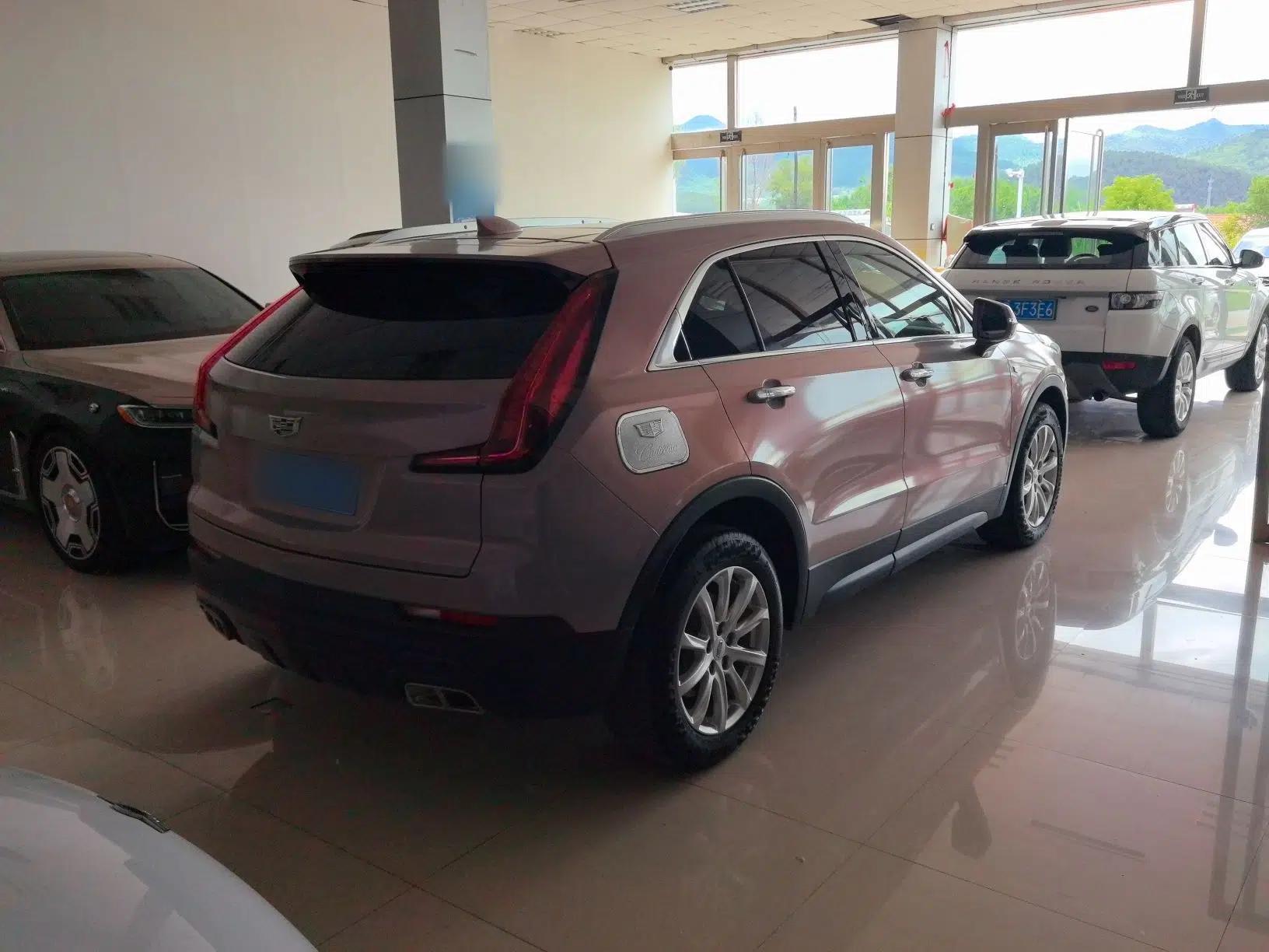 Cadillac XT4 2020 Revised Version 28T Two-Wheel Drive Tech Edition — миниатюра 5