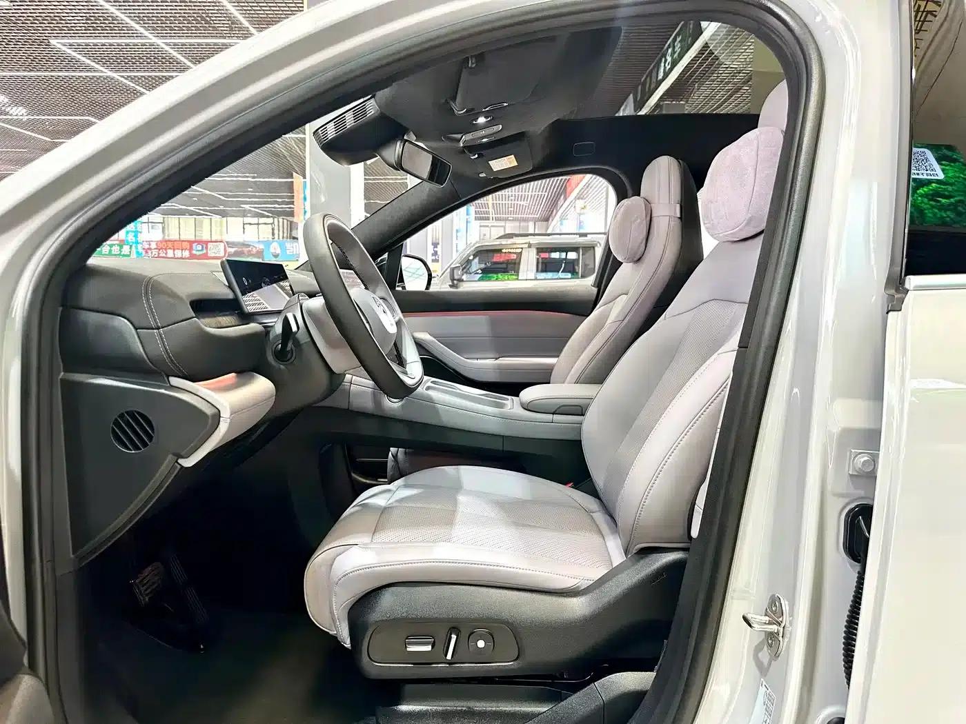 NIO EC6 2024 model 75kWh — миниатюра 9