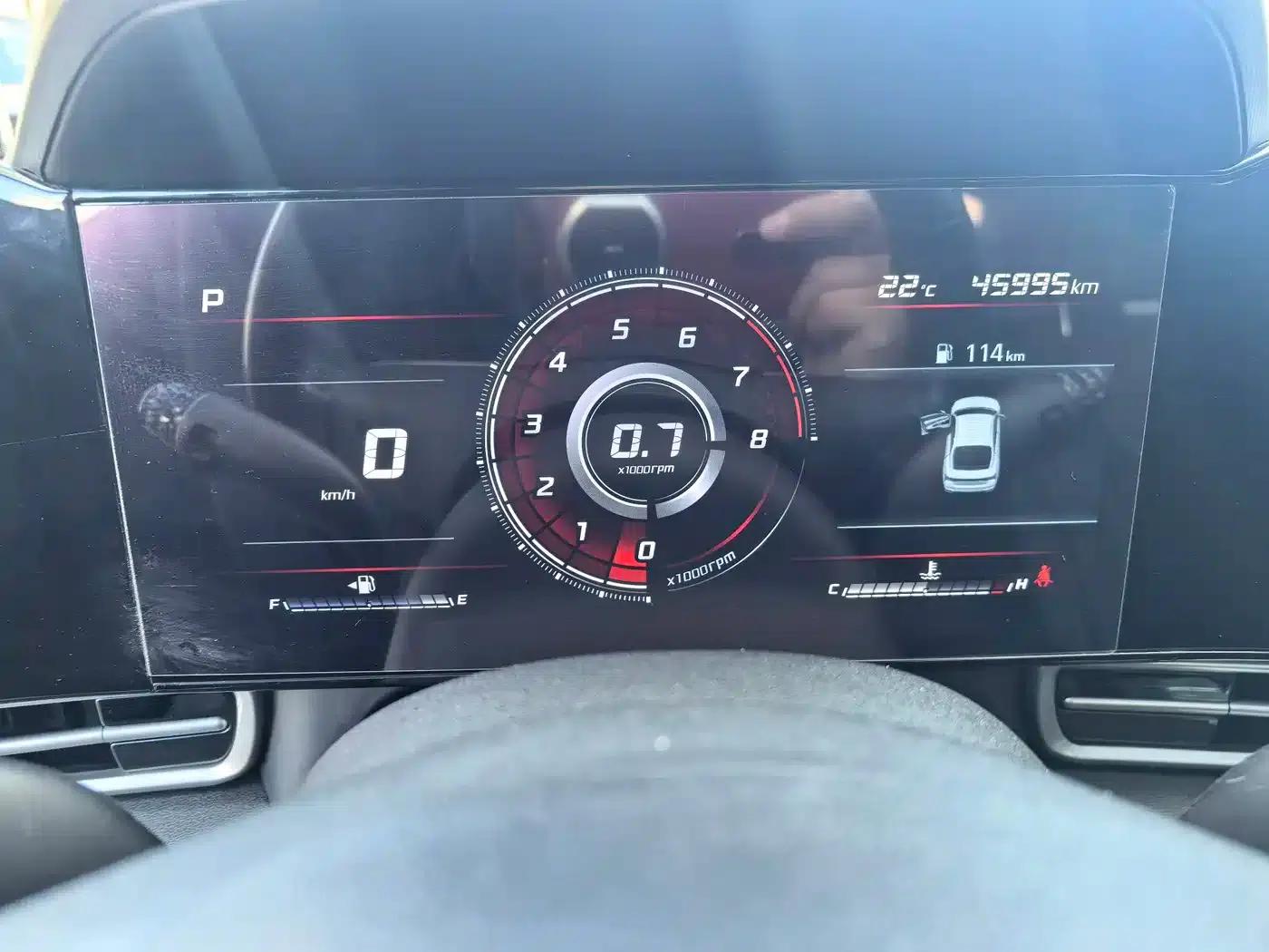 Hyundai Elantra 2021 1.5L CVT LUX Premium Edition — миниатюра 10