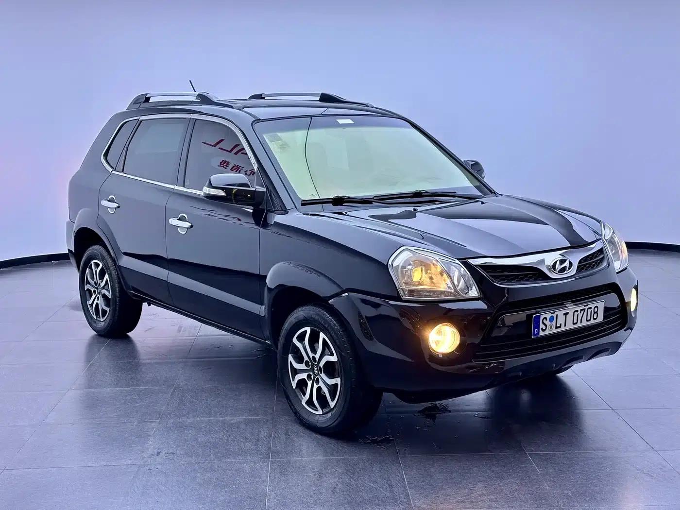 Tucson 2013 2.0L Automatic 2WD Comfort Model — миниатюра 3