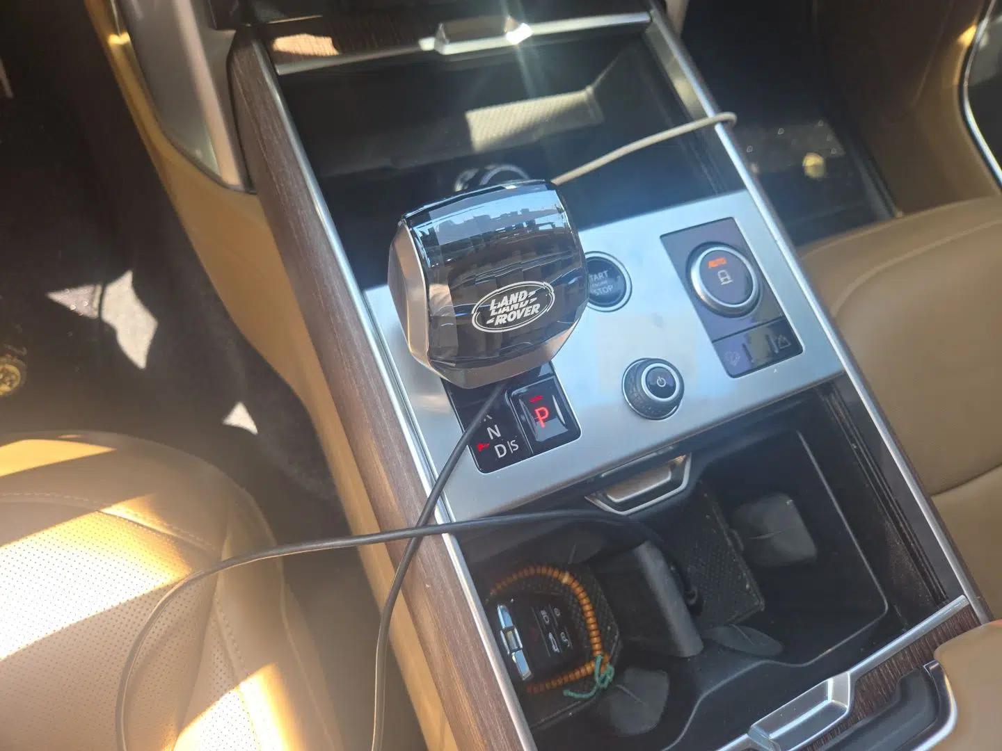 Land Rover Range 2023 3.0 L6 400 PS Prestige Seven-Seater Extended Version — миниатюра 14