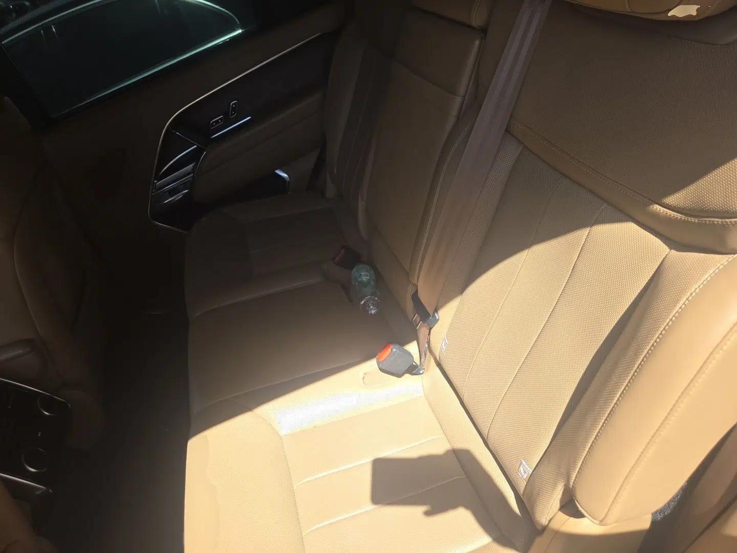 Land Rover Range 2023 3.0 L6 400 PS Prestige Seven-Seater Extended Version — миниатюра 17