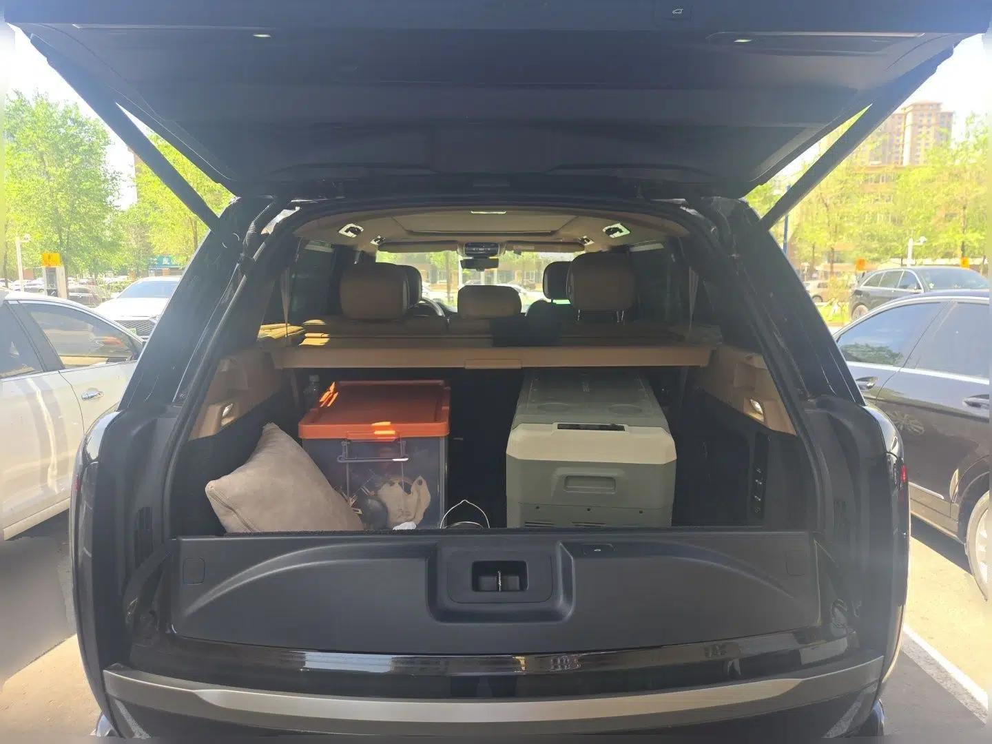 Land Rover Range 2023 3.0 L6 400 PS Prestige Seven-Seater Extended Version — миниатюра 19