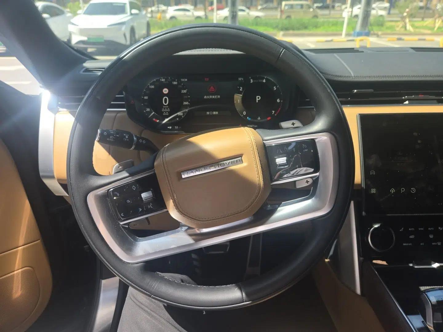 Land Rover Range 2023 3.0 L6 400 PS Prestige Seven-Seater Extended Version — миниатюра 10