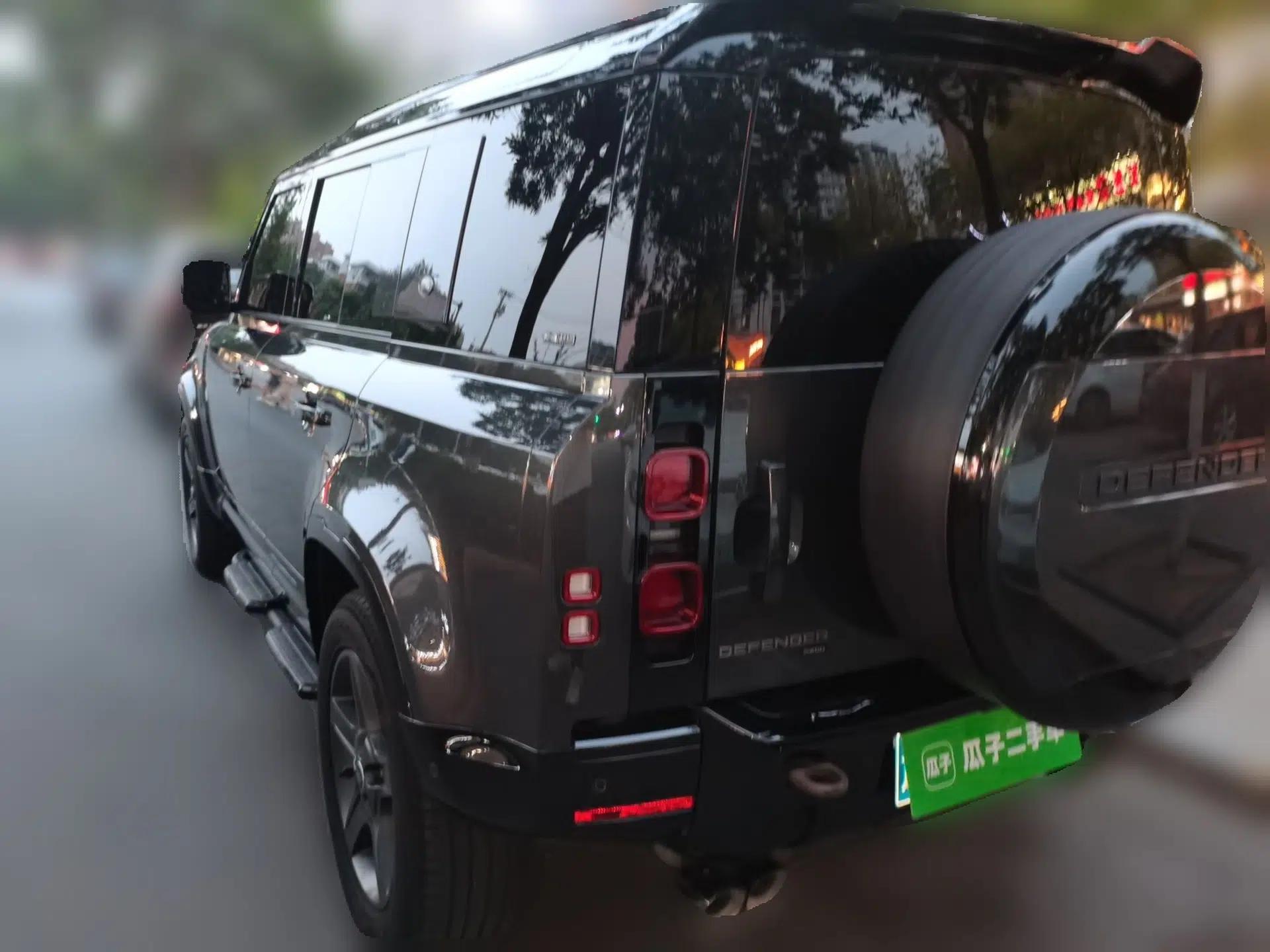 Land Rover Defender — миниатюра 4
