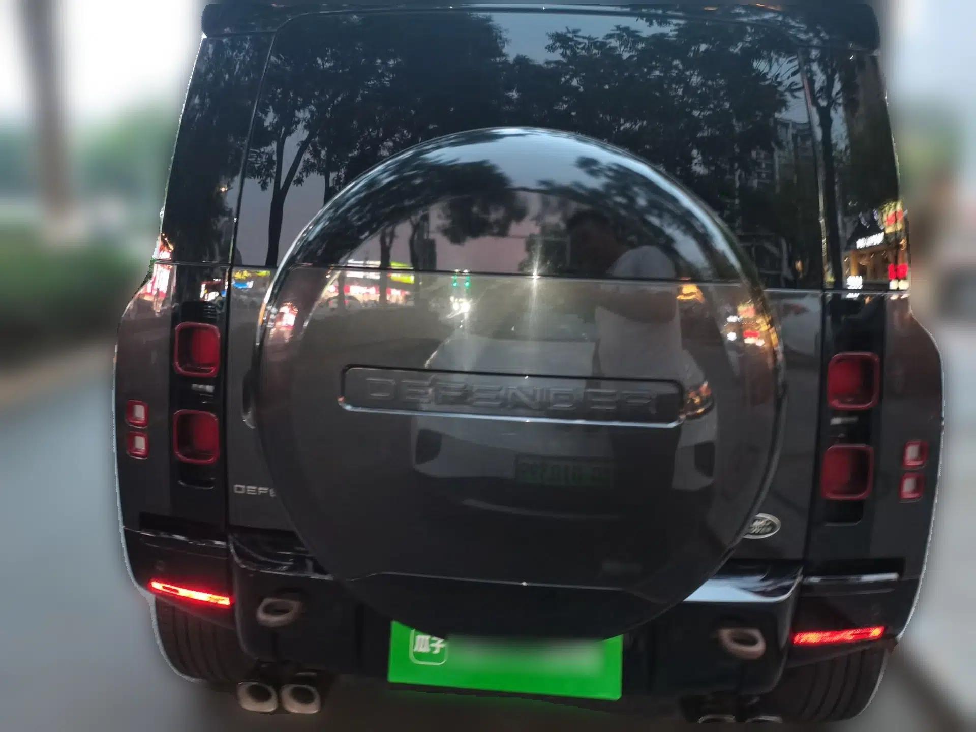 Land Rover Defender — миниатюра 5
