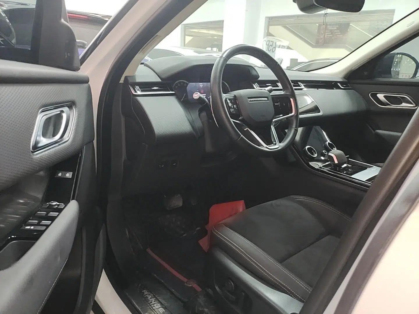 Land Rover Range Velar 2022 250 PS — миниатюра 23