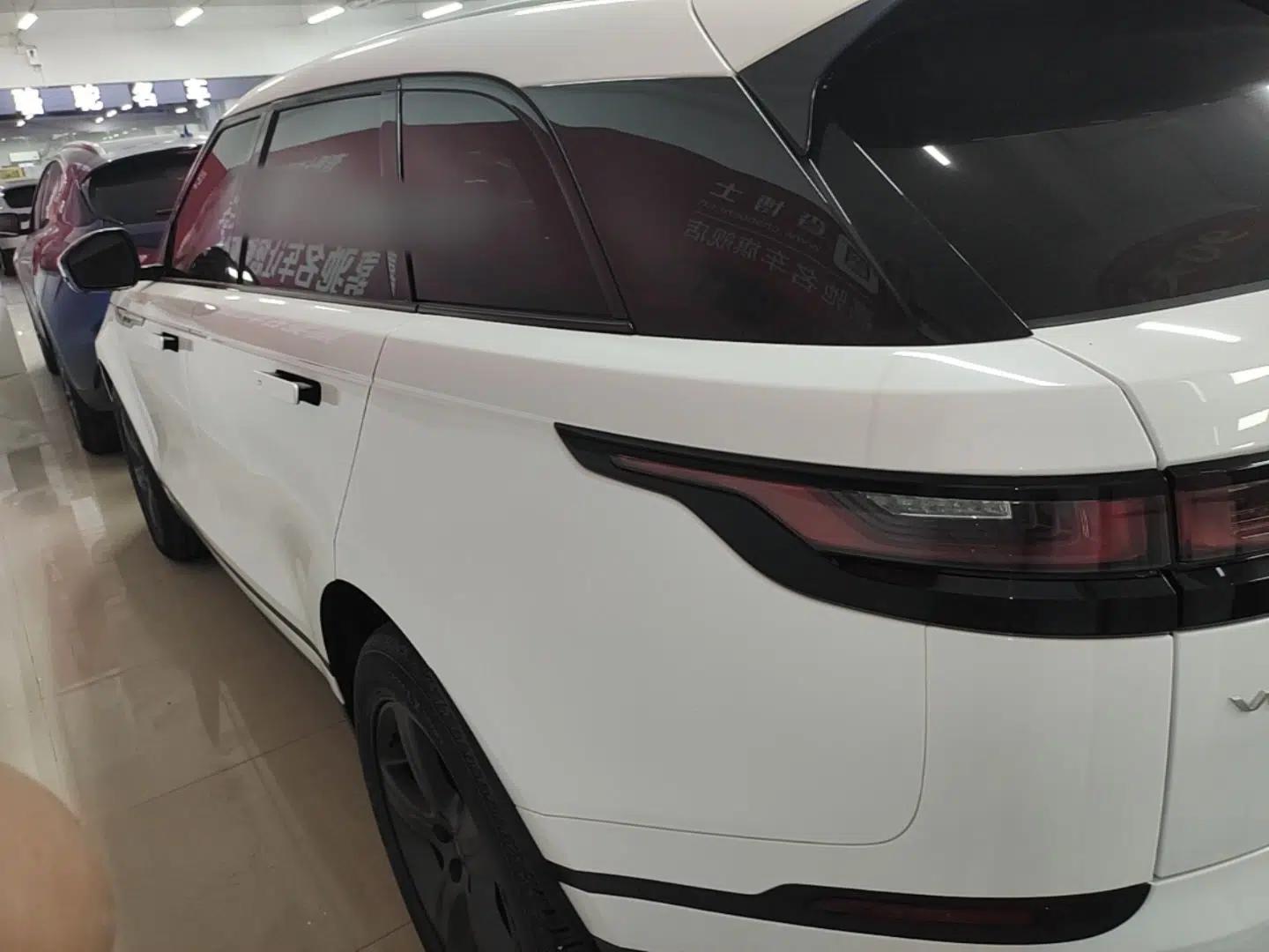 Land Rover Range Velar 2022 250 PS — миниатюра 4