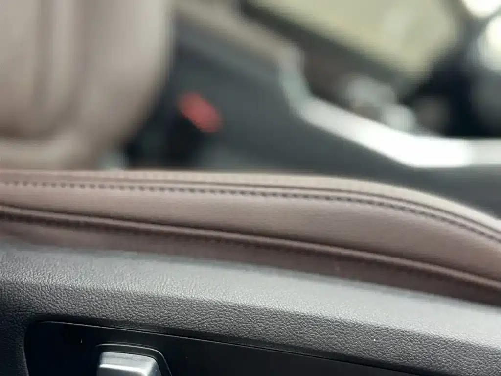 2023 BMW 3 Series 320Li M Sport Package — миниатюра 20