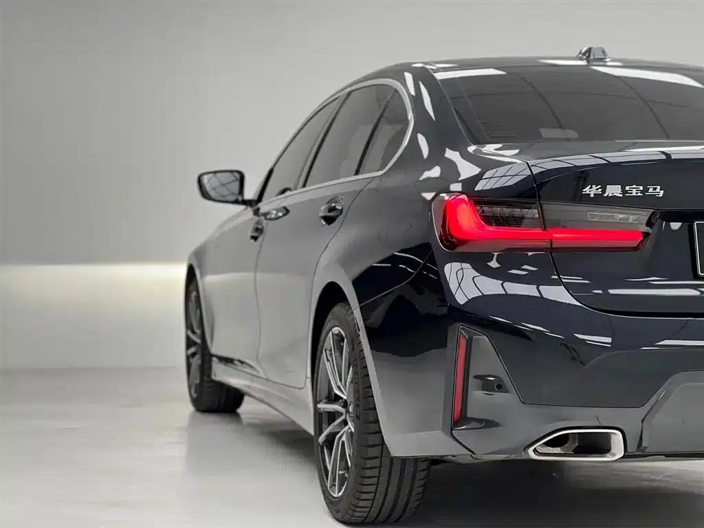 2023 BMW 3 Series 320Li M Sport Package — миниатюра 23