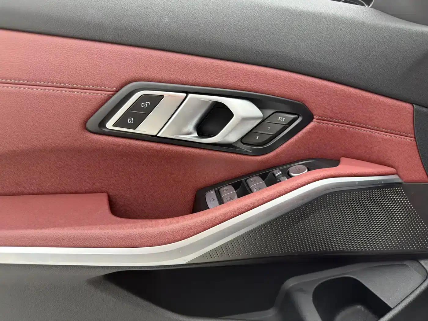 2023 BMW 3 Series 320Li M Sport Package — миниатюра 7