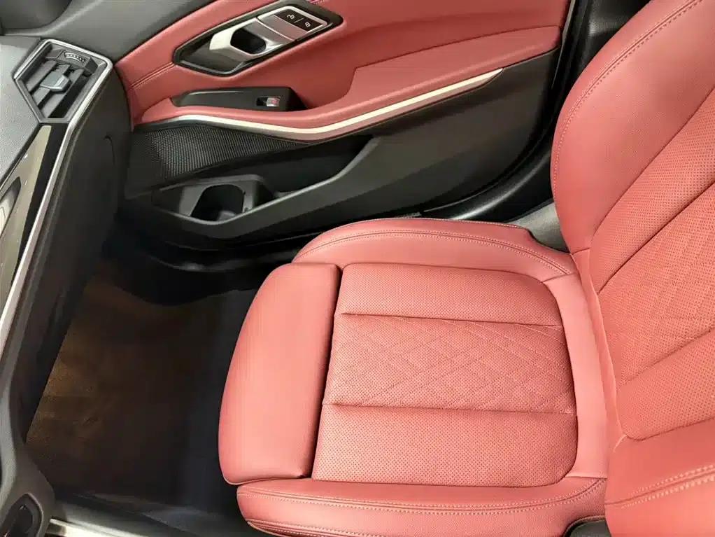 2023 BMW 3 Series 320Li M Sport Package — миниатюра 13