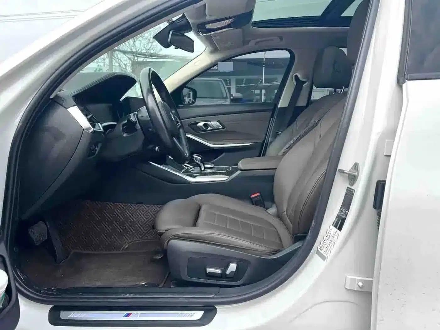 2021 BMW 3 Series 325Li M Sport Package — миниатюра 3