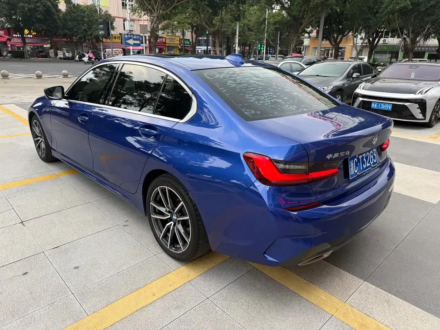 2022 BMW 3 Series Facelift 325Li M Sport Package — миниатюра 4