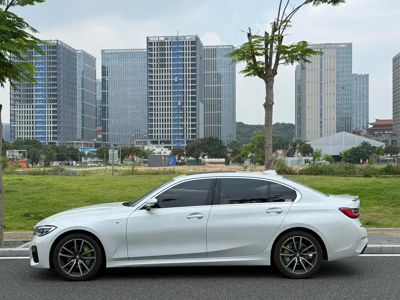 2020 BMW 3 Series Facelift 325Li M Sport Package — миниатюра 11