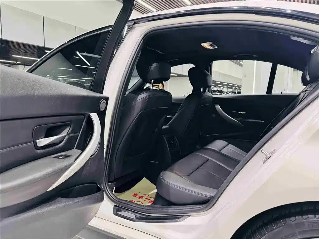 2015 BMW 3 Series 328i M Sport — миниатюра 18